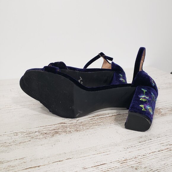 Madden Girl  Purple Velvet  Embroidered Floral Open Toe Heels  Behave  Size 10 - Picture 8 of 8
